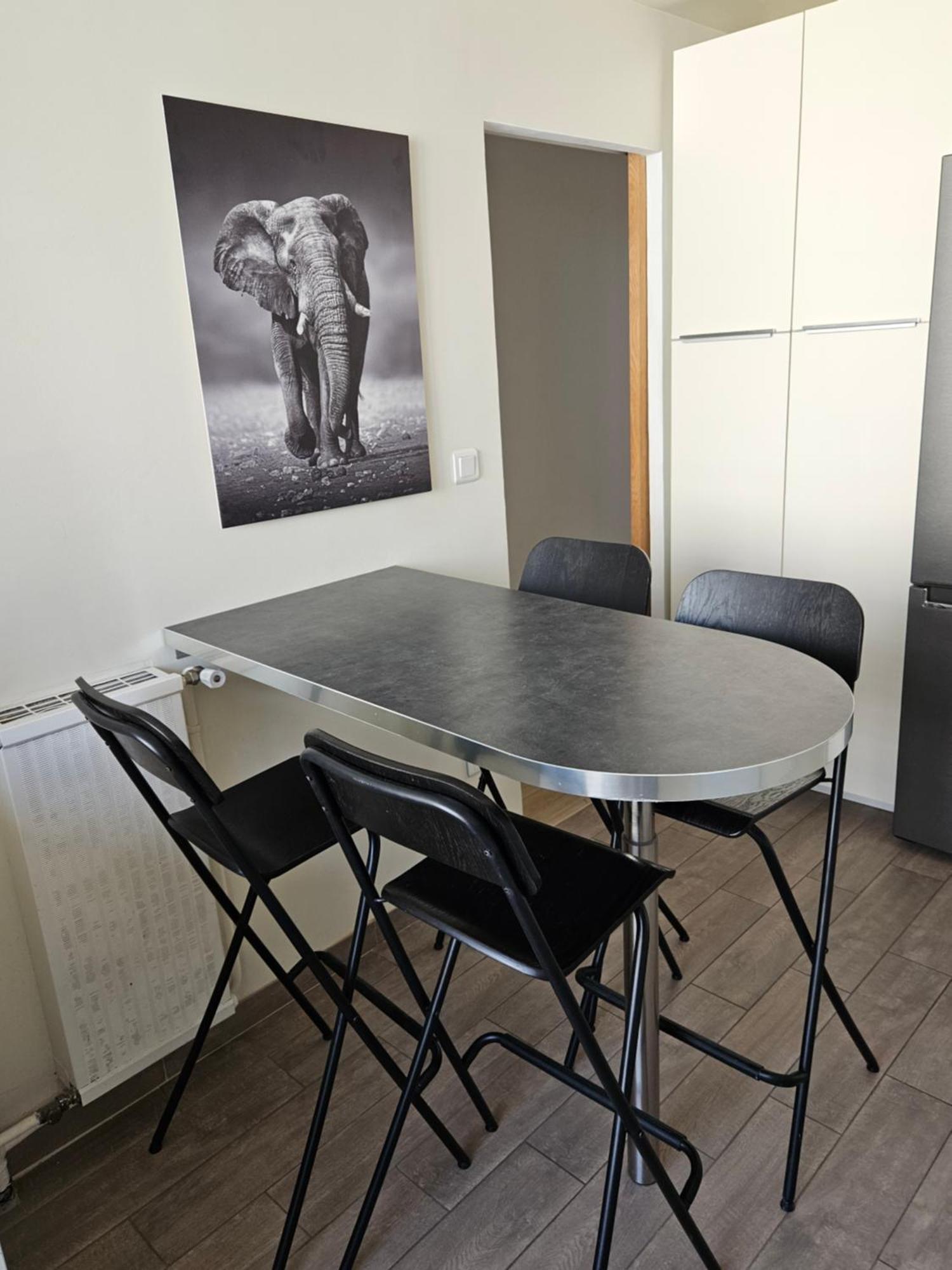 Chambre En Colocation Fille, Proche Mer, Climatisation ตูลง ภายนอก รูปภาพ